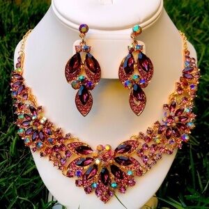 Rhinestone gemstone colorful necklace set!